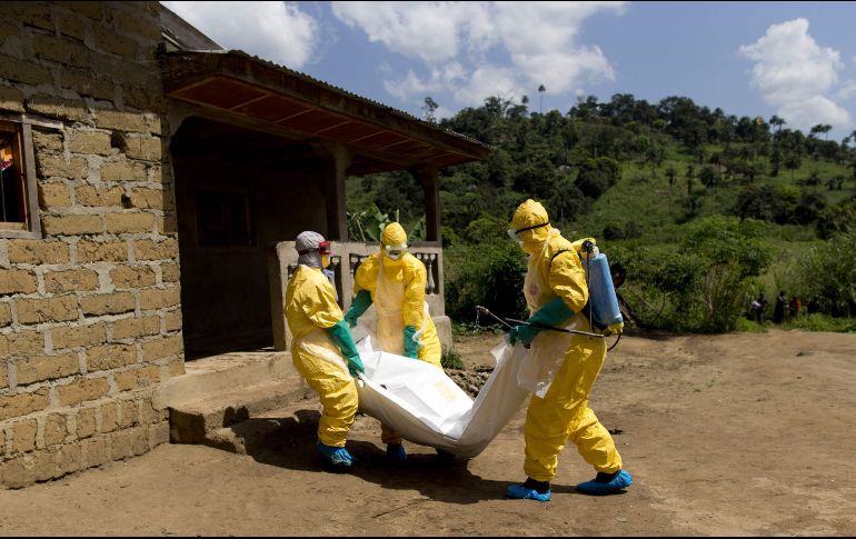 Entre 2013 y 2016, la epidemia había matado a más de 11 mil 300 personas, principalmente en Guinea, Liberia y Sierra Leona, tres de los países más pobres del mundo. AFP / K. Triboulliard