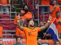 Depay firmará por el conjunto azulgrana hasta el 30 de junio de 2023. AFP