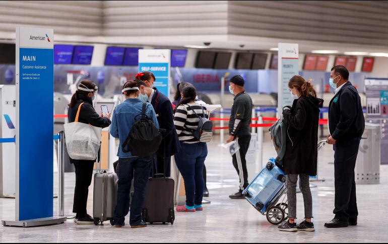 Según cifras del Inegi, las aerolíneas subieron el precio de los boletos en 35% durante mayo con relación al mismo mes de 2020. EFE/ ARCHIVO