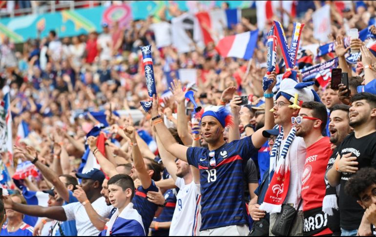 Los despistados fans querían ver el partido Francia-Hungría de la Eurocopa, que se disputó el sábado en Budapest. AFP/ARCHIVO