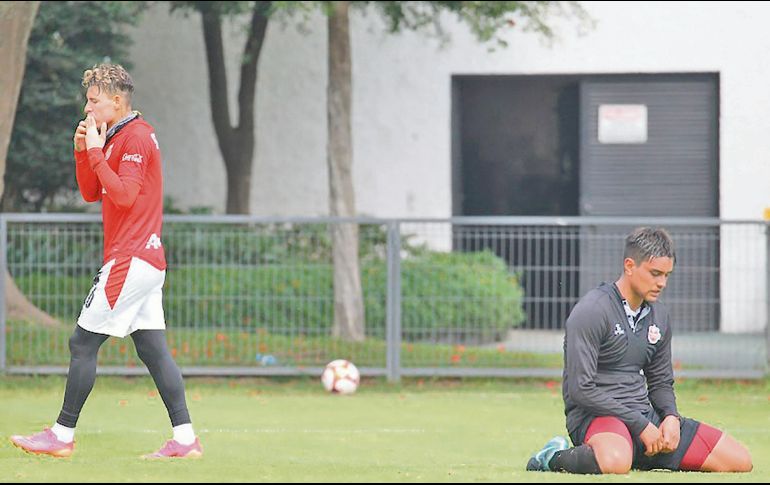 ENCENDIDO. Cristian Calderón consiguió otra anotación. CHIVAS