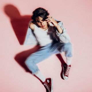 “The Bleachers” marca el nuevo sonido de Alan Navarro