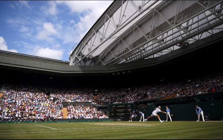 Wimbledon regresa tras ser el único escenario de Grand Slam que enmudeció durante la crisis del COVID-19. AP / L. Griffiths