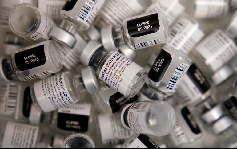 Prevén además estudiar a lo largo de este año los resultados de su fórmula contra el coronavirus en menores de entre seis meses y dos años. AP / ARCHIVO