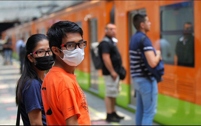 A través de redes sociales el Metro explica que tras el rescate del cuerpo se reanudó el avance de los trenes. NTX / ARCHIVO