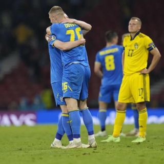 Ucrania evita los penales y vence a Suecia de último minuto en la Eurocopa