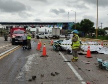 El accidente registrado la tarde de ayer martes provocó la muerte de cuatro personas. ESPECIAL / @PCJalisco