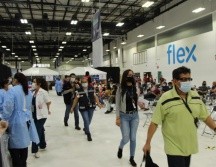 El macromódulo del auditorio Benito Juárez se pasó de aplicar ocho mil dosis de vacunas en las primeras jornadas a cerca de 20 mil al día de hoy. EL INFORMADOR/Y. Mora