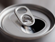 Al parecer, la acidez de algunas bebidas tiene la capacidad de eliminar las proteínas de anticuerpos en pruebas rápidas. ESPECIAL / PEXELS