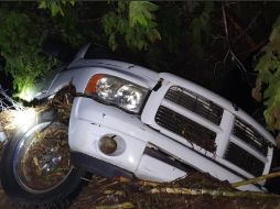 Hasta el momento, se informa de un saldo preliminar de 25 casas afectadas y siete vehículos dañados. TWITTER / @PCJalisco