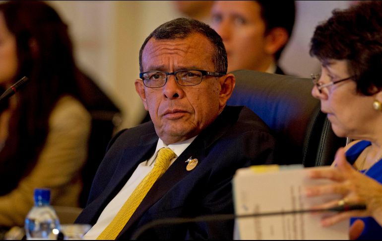 En la lista destaca el nombre de el expresidente de Honduras, Porfirio 