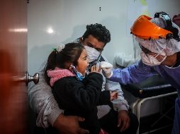 El gobierno argentino restringió recientemente el ingreso de ciudadanos y residentes para impedir la llegada de esta variante de coronavirus. EFE/ ARCHIVO