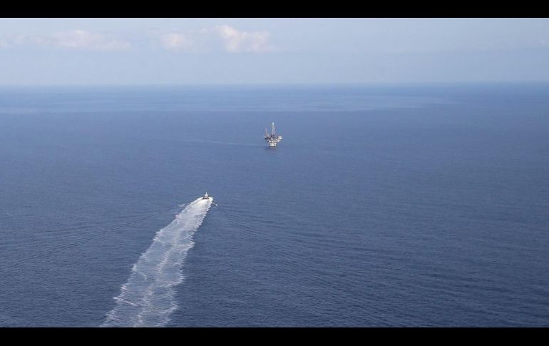 El incidente fue atendido por embarcaciones cercanas de contraincendio. AP/ARCHIVO