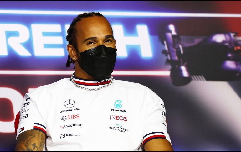 Hamilton igualó el año pasado el récord de siete títulos mundiales del alemán Michael Schumacher, por lo que buscará seguir rompiendo récords en la F1. AP/ARCHIVO