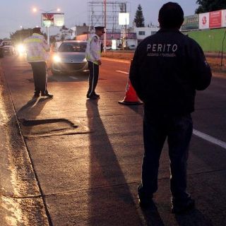 Por agredir a policías, mandan a una mujer al CURVA y a otra a los juzgados