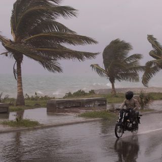 Tormenta "Elsa" azota a Cuba; se dirige a Florida