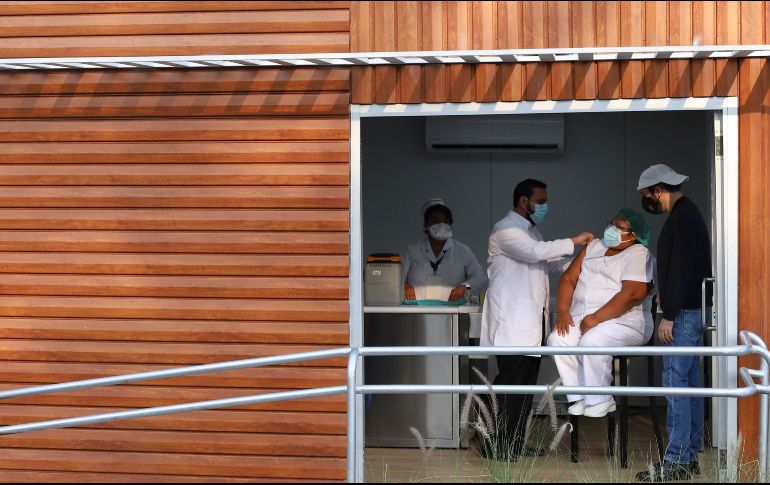 DONACIÓN. Este es el lote número 17 que llega a Honduras. AP