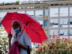 Francisco se encuentra en una habitación en el décimo piso del hospital Gemelli de Roma, la misma usada por el fallecido Juan Pablo II en varias ocasiones. EFE / A. Carconi