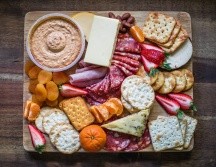 El precio de unas cuantas rebanadas de jamón, panela y queso amarillo fue de 250 pesos. ESPECIAL / PEXELS