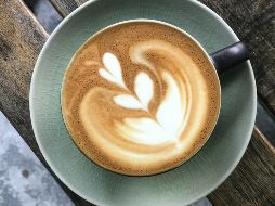 Un café tiene el poder de inspirar tus días / Photo by Mazniha Mohd Ali Noh on Unsplash