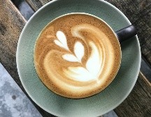 Un café tiene el poder de inspirar tus días / Photo by Mazniha Mohd Ali Noh on Unsplash