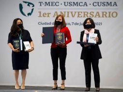 Tatiana Clouthier (centro), Mary Ng (izq.) y Katherine Tai celebraron el aniversario del pacto. SUN/G. Espinosa