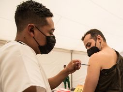 López Obrador pidió a todas las personas que se vacunen porque el biológico contra el COVID-19 es seguro, funciona y protege de casos graves. SUN / G. Espinosa