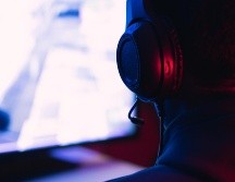 Las medidas están destinadas a reducir la adicción y los problemas de visión entre los más jóvenes. ESPECIAL / Photo by Fausto Sandoval on Unsplash