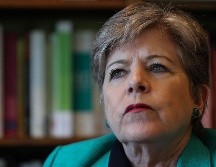 Alicia Bárcena señaló la importancia de reactivar la inversión con cambios estructurales. EFE/ ARCHIVO