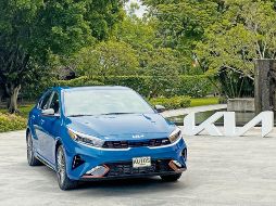 La firma coreana muestra los nuevos trazos del Forte, un auto con más tecnología y equipamiento. ESPECIAL/R. Curiel