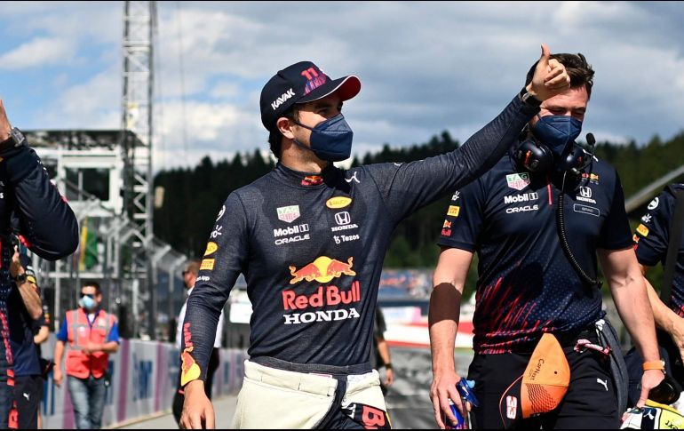 ''Muchas gracias por tu trabajo y este gran detalle. Va a tener un lugar muy especial en mi casa. Un abrazo'', dijo ''Checo''. AFP / ARCHIVO