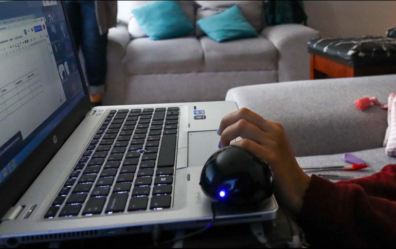 La SEJ cuenta con el portal electrónico Consulta Escolar, pero también con la aplicación RecreApp, disponible para iOs y Android. SUN / ARCHIVO