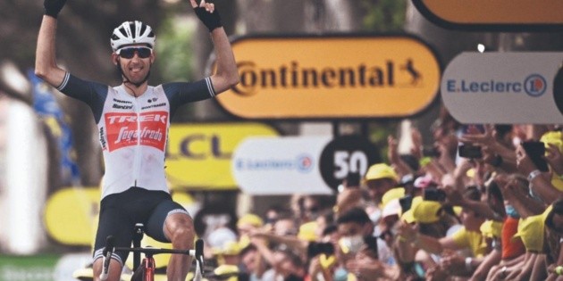 Bauke Mollema se hace de la etapa de ayer