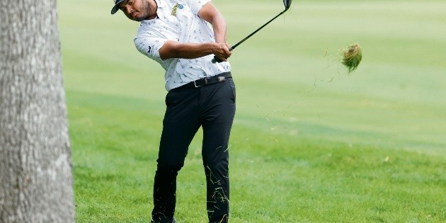 Sebasti&aacute;n Mu&ntilde;oz se acerca al t&iacute;tulo