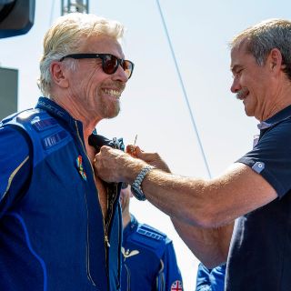 "Una experiencia única": millonario Richard Branson logra su sueño de viajar al espacio