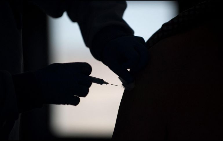 La vacuna de J&J recibió autorización de uso de emergencia en febrero en Estados Unidos. AFP/ARCHIVO