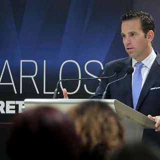 Loret de Mola reitera que no sabía del montaje en caso Cassez-Vallarta