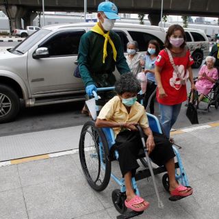 Tailandia defiende mezcla de vacunas pese a advertencias de la OMS