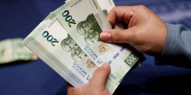 La BMV cae 1.03% tras baja en sectores de materiales e industrial