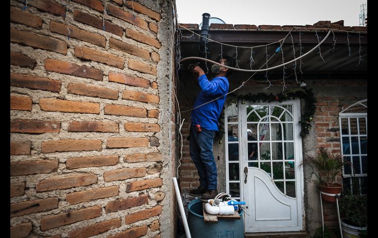 El programa arrancó en 600 viviendas de la colonia Mesa Colorada Poniente, en Zapopan. ESPECIAL/Gobierno de Jalisco