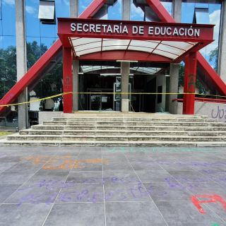 La CNDH y la CEDHJ condenan detenciones de mujeres manifestantes
