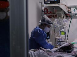 Los casos confirmados de COVID-19 en Argentina sobrepasan los 4.7 millones. EFE/J. Roncoroni