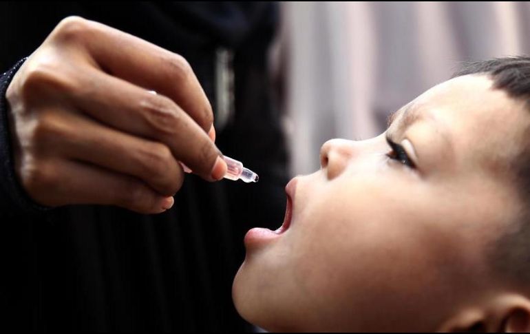 El país donde más menores quedaron desprotegidos en términos absolutos fue la India, con 3.5 millones de niños que no recibieron la vacuna DTP-3. EFE/ARCHIVO