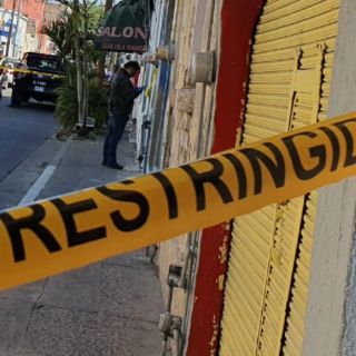 Hallan cuerpo incendiado y envuelto en cobijas en Tlajomulco