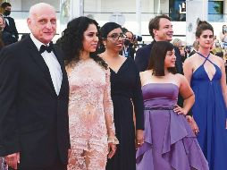 Elenco de “noche de fuego”. La cinta logró cautivar al público congregado en Cannes. AP/C. Blumberg
