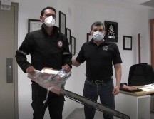 El artículo fue recogido por los elementos municipales y devuelto al cuerpo de bomberos. CORTESÍA/Policía de Tlajomulco