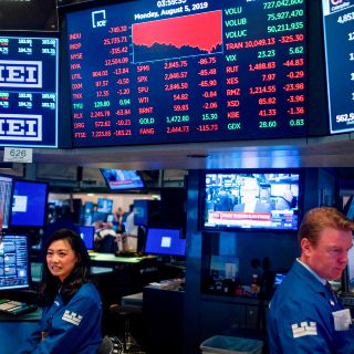 Wall Street cierra en rojo y el Dow Jones baja un 0.86%