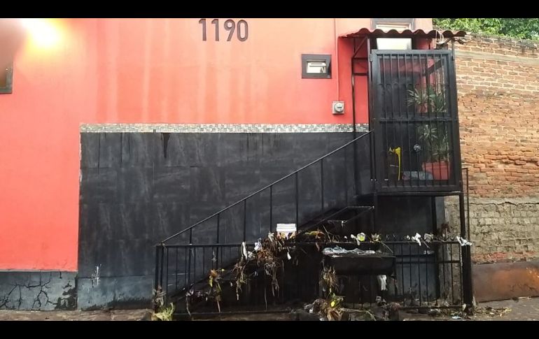 Vehículos varados, inundaciones y afectaciones en algunas fincas fue el saldo de este viernes. ESPECIAL