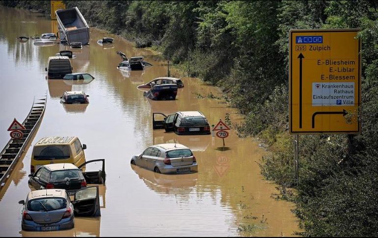 Las fuertes lluvias que azotan a toda Europa han causado daños que ascienden a millones de dólares. EFE/S. Steinbach