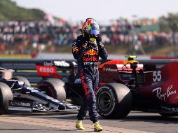 Pérez tuvo un mal fin de semana y terminó en el puesto número 16 en el Gran Premio de Inglaterra. EFE / L. Baron